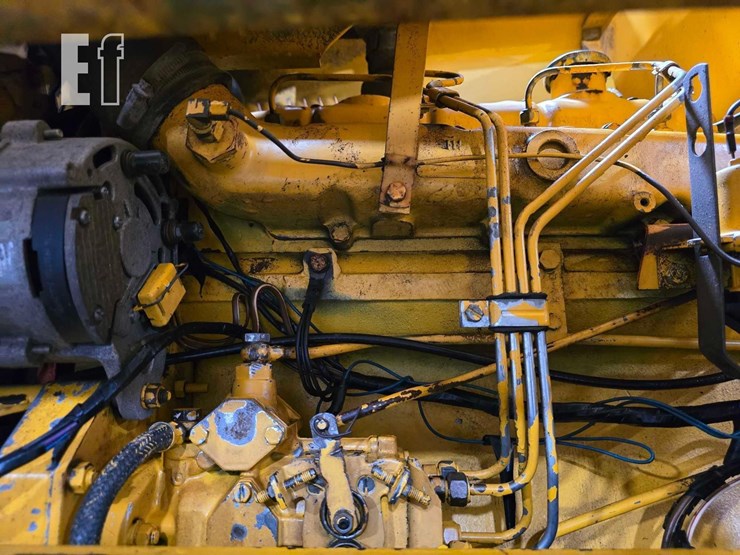 case-ih-585-image-23