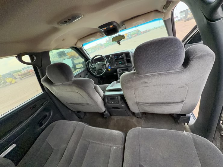 2003-gmc-sierra-2500hd-image-30