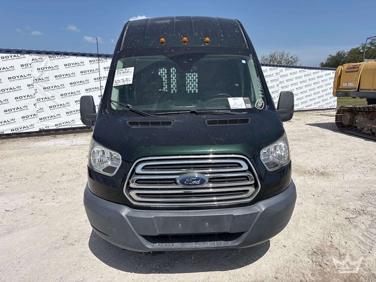 2017-ford-transit-image-42