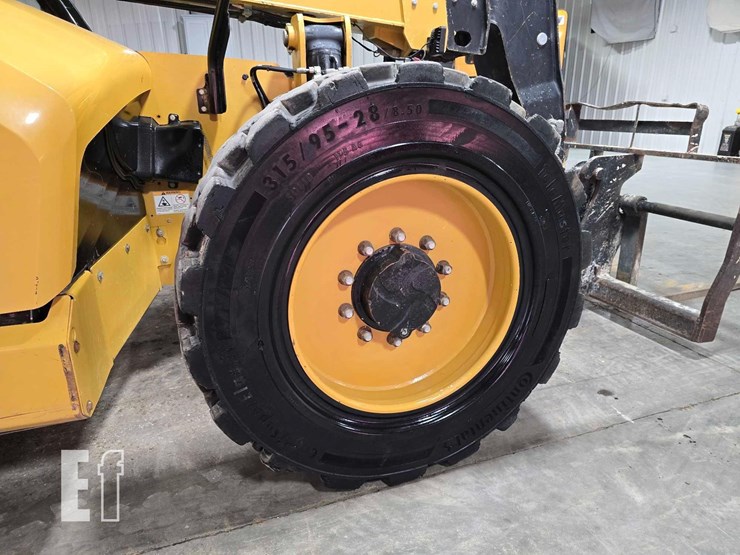 2016-caterpillar-tl642d-image-25