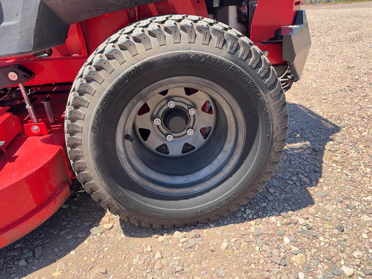 gravely-992267-zero-turn-mower-image-10