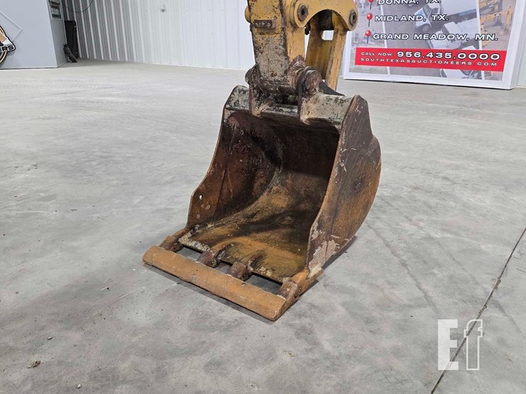 2021-caterpillar-306cr-image-9