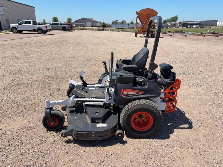 2023-bobcat-zt7072sp-zero-turn-mower-image-8