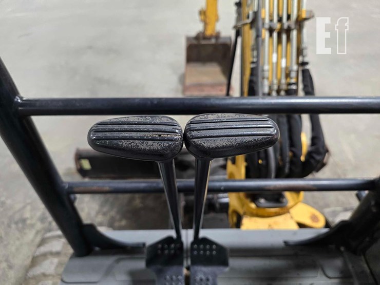 2017-caterpillar-304e2-cr-image-18