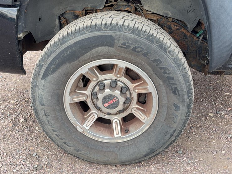 2003-gmc-sierra-2500hd-image-9