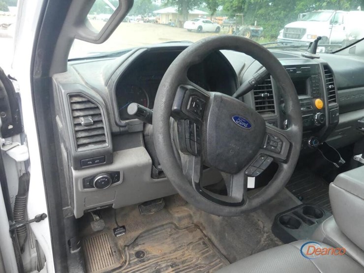 2017-ford-f350-image-11