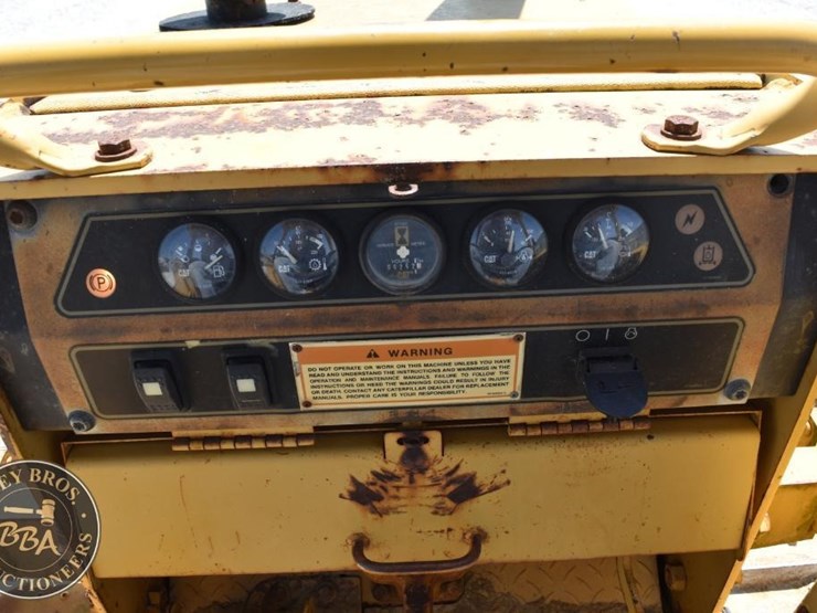 1988-caterpillar-d4c-xl-image-34