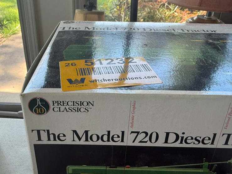 john-deere-720-image-4
