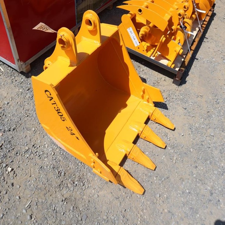 CATERPILLAR 305
