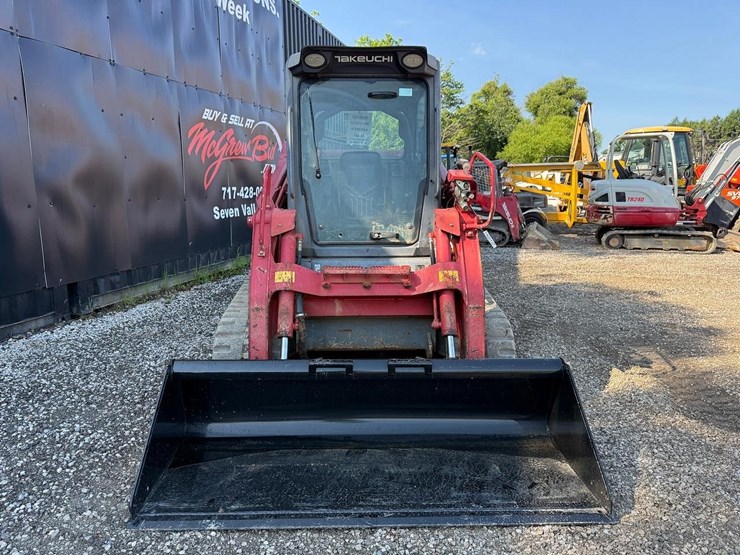 2017-takeuchi-tl12v2-image-7
