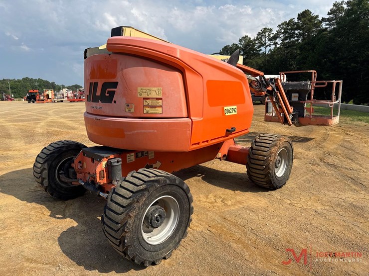 2017-jlg-450aj-image-4