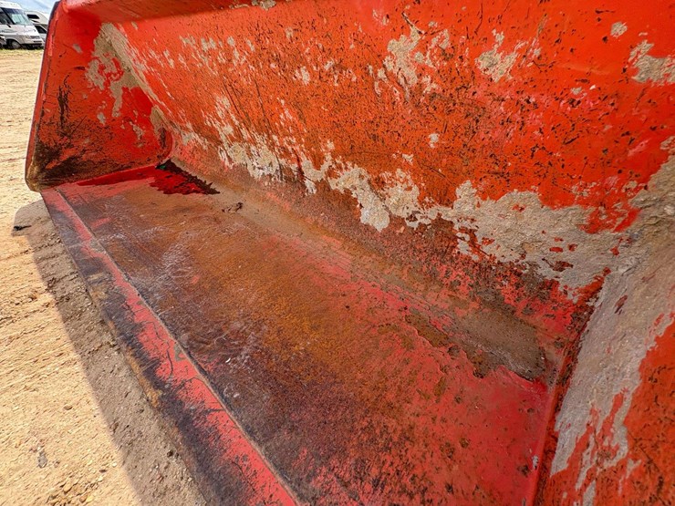 2014-kubota-m6060-image-20