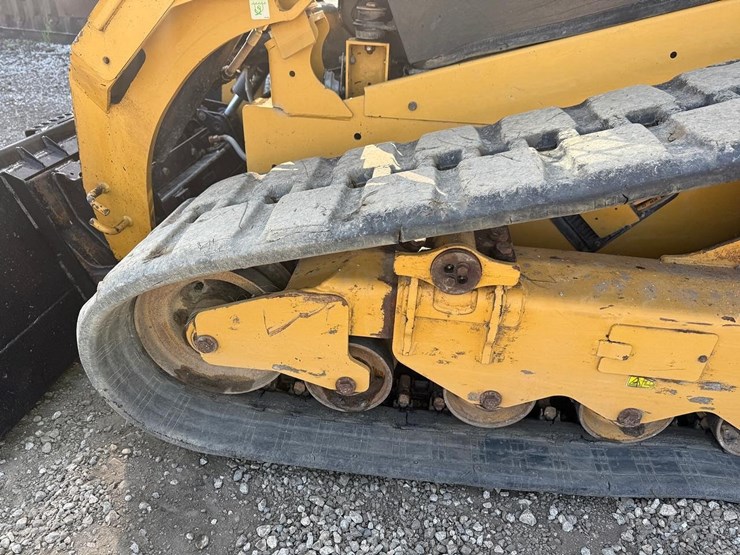 2022-caterpillar-299d3-xe-image-18