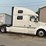 2019-volvo-vnl860-sleeper-cab-semi-image-3