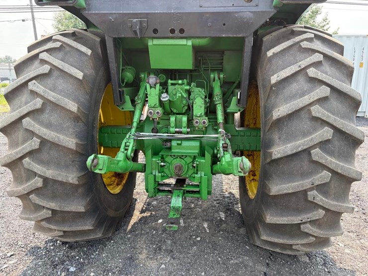 john-deere-4440-image-15