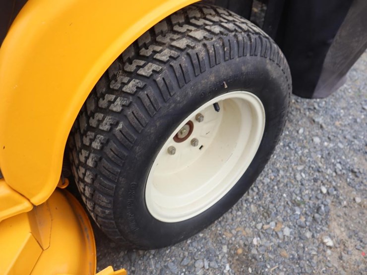 cub-cadet-gt2550-image-13