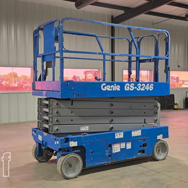 2019 GENIE GS3246