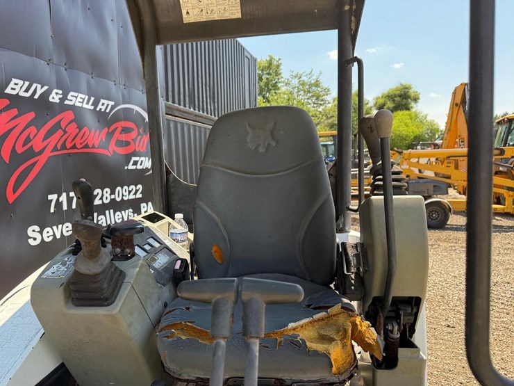 2013-bobcat-e26-image-19