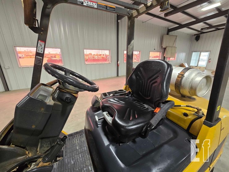 2018-caterpillar-gp25n-image-13
