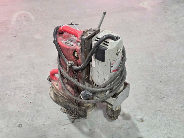milwaukee-4206-heavy-duty-electromagnetic-drill-pr-image-2