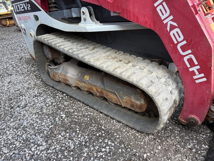 2017-takeuchi-tl12v2-image-12