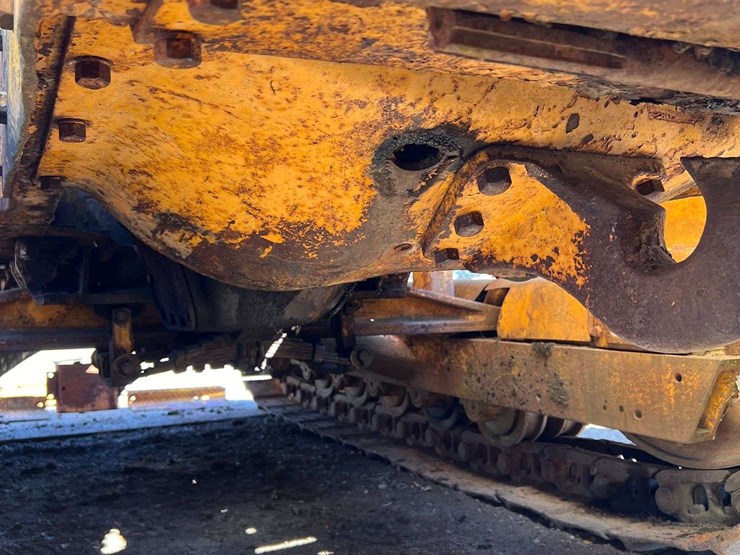 caterpillar-d7-image-34