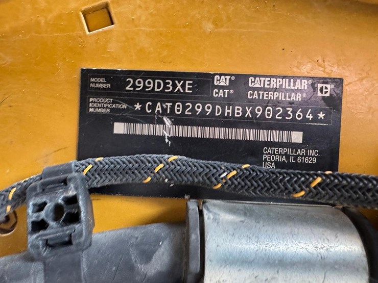 2020-caterpillar-299d3-xe-image-33