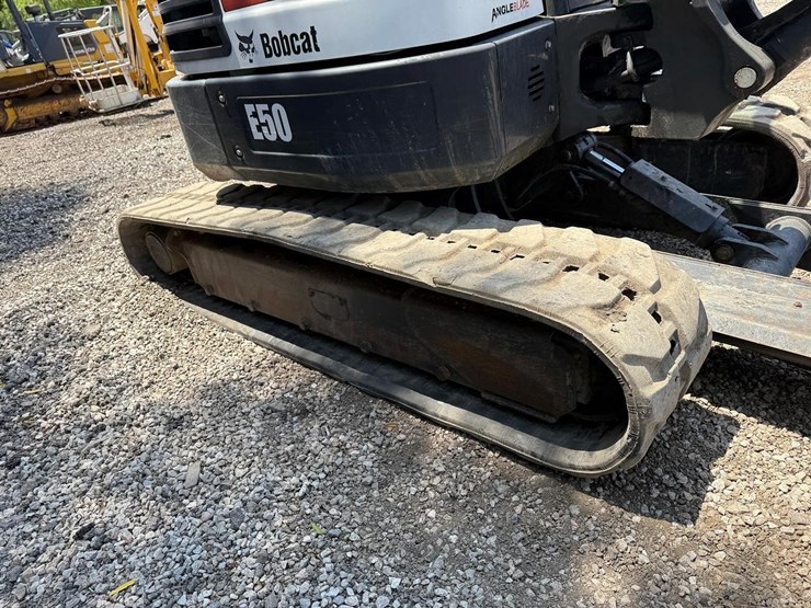 2017-bobcat-e50-image-12