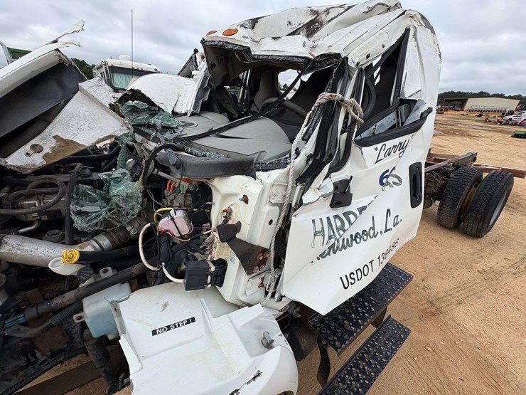 2009-international-durastar-4300-image-14