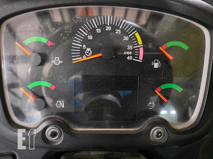 2016-caterpillar-tl642d-image-15