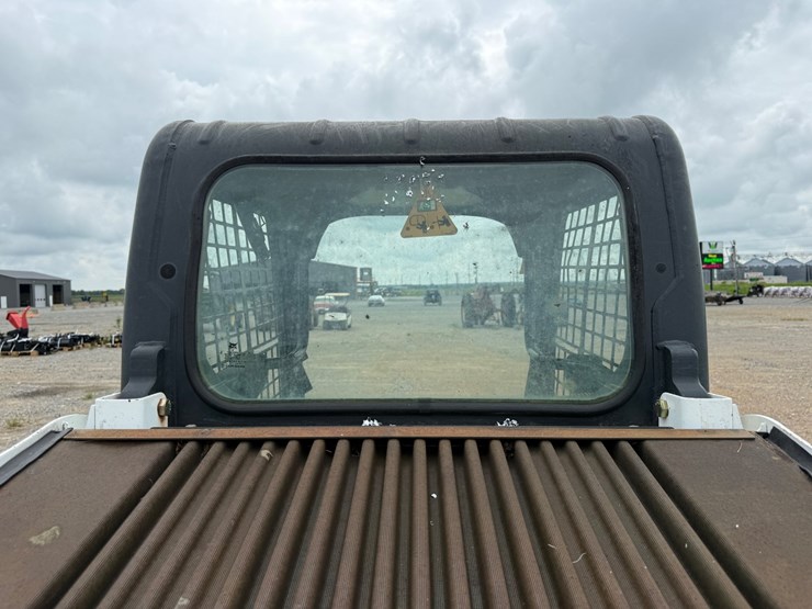 bobcat-t550-image-13