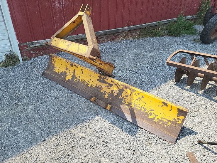 mccullough-industries-84"-3pt-hitch-grader-blade-image-1