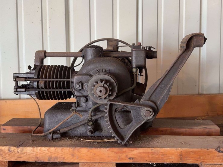 (2)-small-gas-engines-image-9