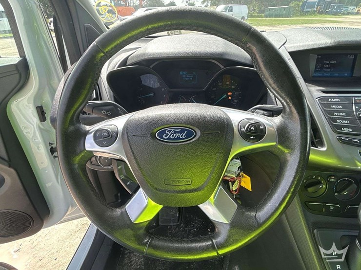 2015-ford-transit-connect-image-12