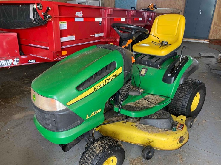 john-deere-x380-image-1