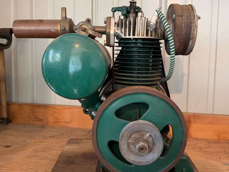 (2)-small-engines-image-5