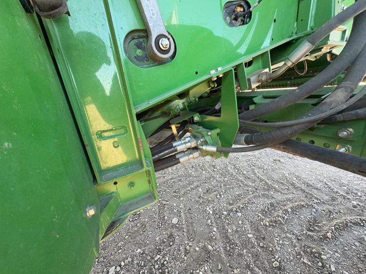 2015-john-deere-s680-image-24