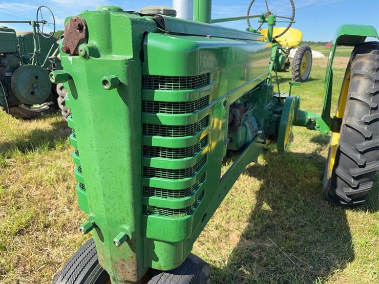 john-deere-model-b-image-15