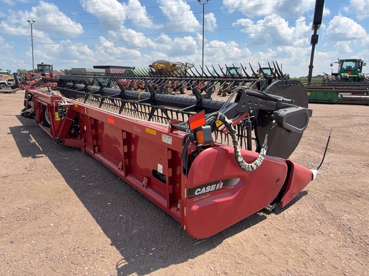 2014-case-ih-3162-image-5