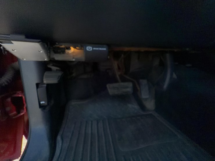 2001-chevrolet-silverado-1500-image-25