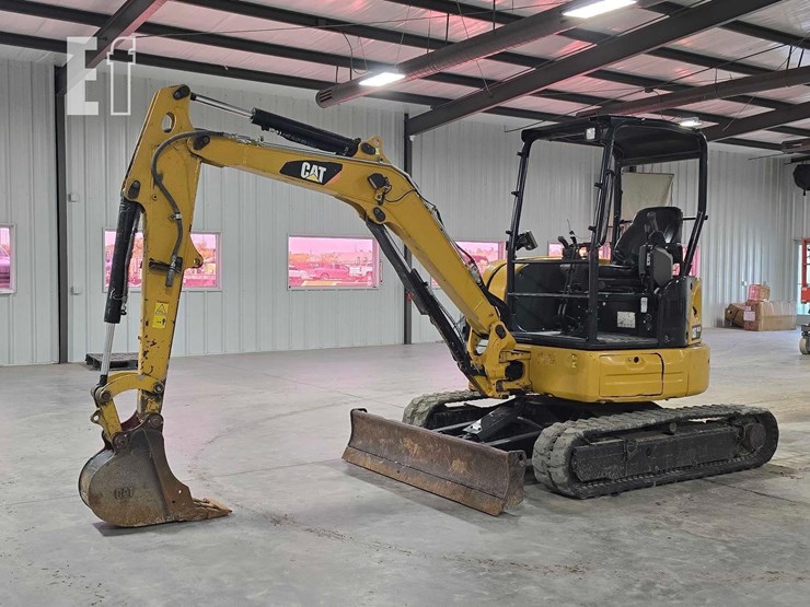 2019-caterpillar-303.5e2-cr-image-1