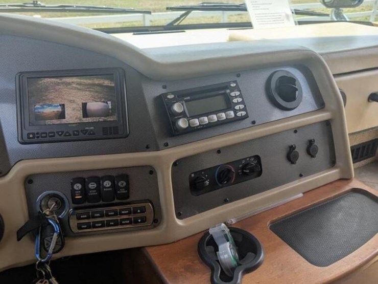 2008-custom-built-image-15