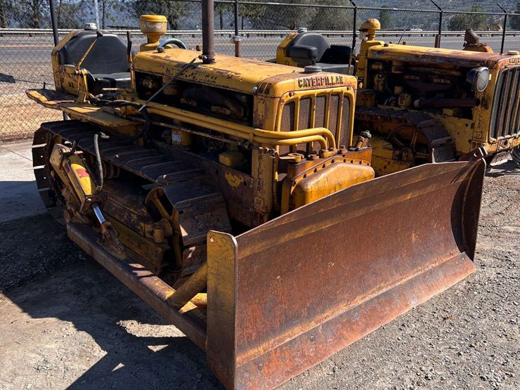 caterpillar-d2-image-3