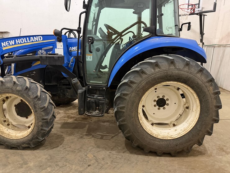 new-holland-t4.75-image-10