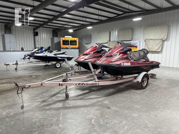 yamaha-waverunner-personal-watercrafts-image-1