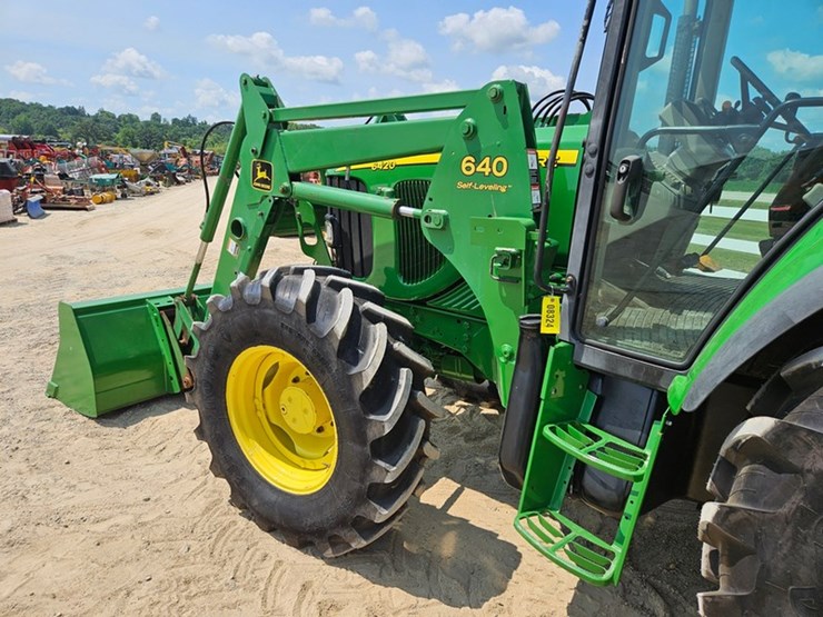 john-deere-6420-image-30