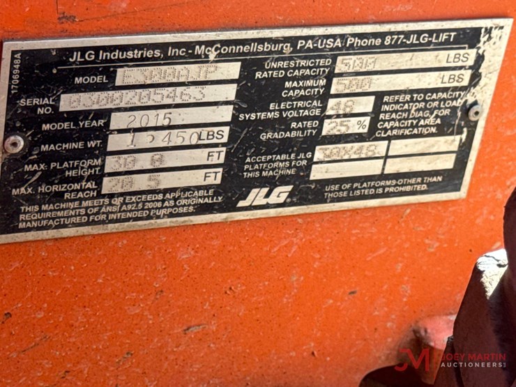 2015-jlg-e300ajp-image-15