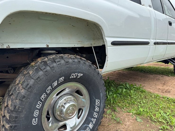 1999-dodge-ram-2500-image-17