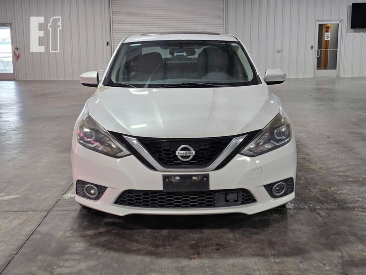 2017-nissan-sentra-image-7