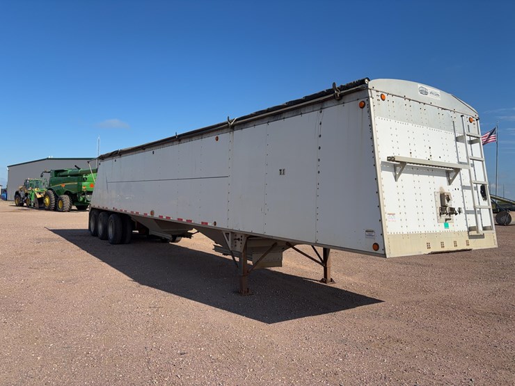 2009-cornhusker-hopper-bottom-image-3